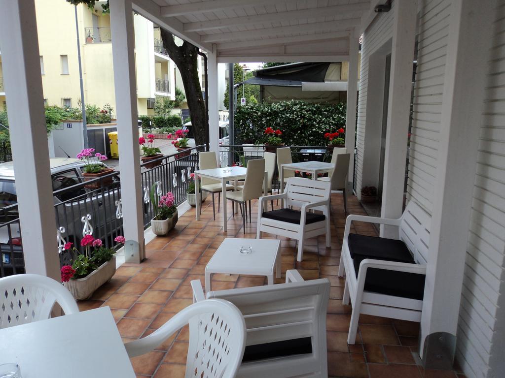 Hotel Villa Donati Viserbella di Rimini Εξωτερικό φωτογραφία