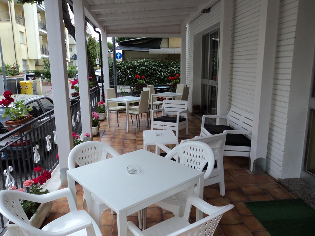 Hotel Villa Donati Viserbella di Rimini Εξωτερικό φωτογραφία
