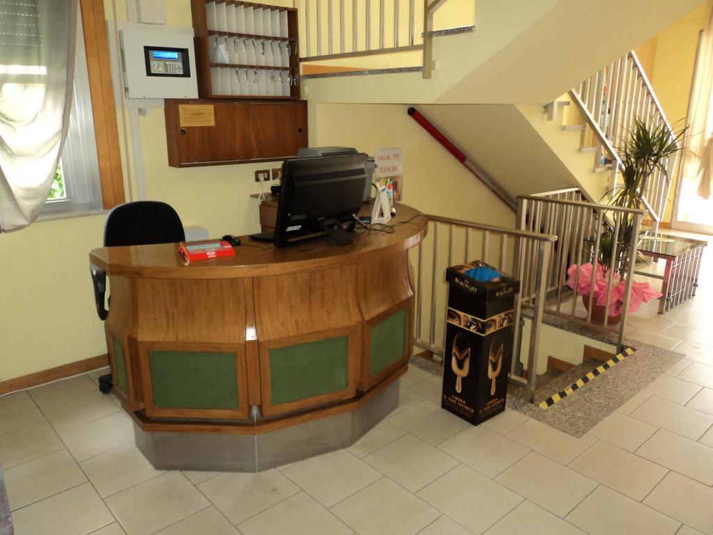 Hotel Villa Donati Viserbella di Rimini Εξωτερικό φωτογραφία