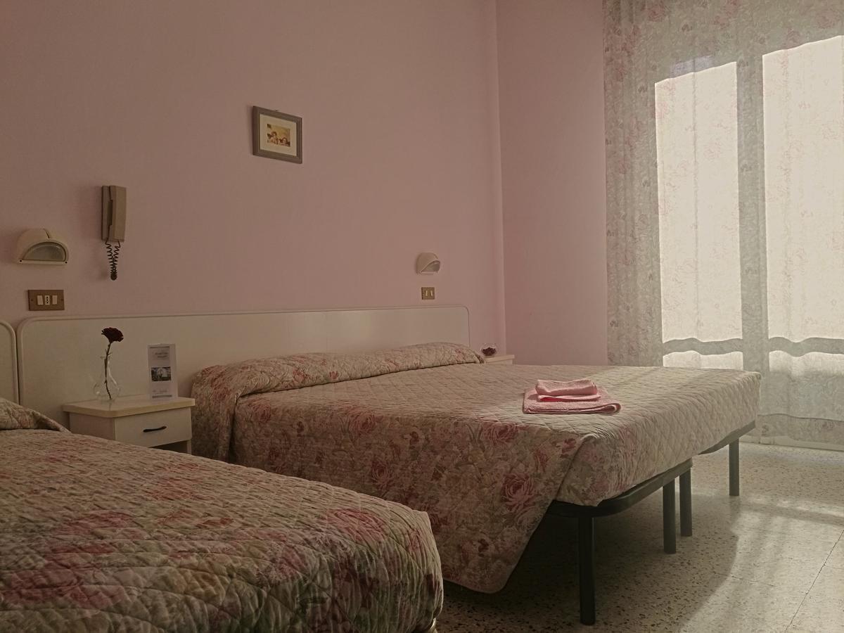 Hotel Villa Donati Viserbella di Rimini Εξωτερικό φωτογραφία